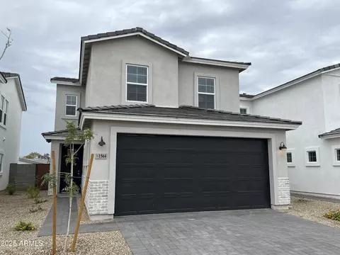 1530 N Pueblo Dr, Apache Junction, AZ 85120