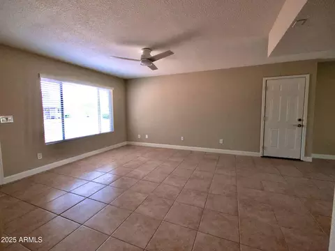 Living - 3216 E Campo Bello Dr, Phoenix, AZ 85032 photo 2 of 5