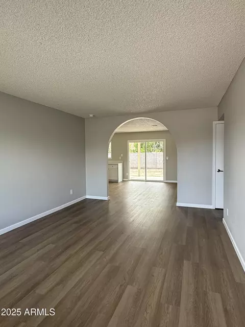Living - 7007 S 45th Pl, Phoenix, AZ 85042 photo 1 of 2