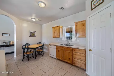 2740 E Walnut Dr, Show Low, AZ 85901 photo 15