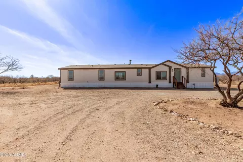 8706 E Aarons Run, Hereford, AZ 85615 photo 29