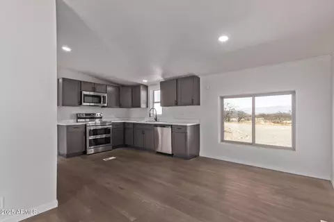 8706 E Aarons Run, Hereford, AZ 85615 photo 2