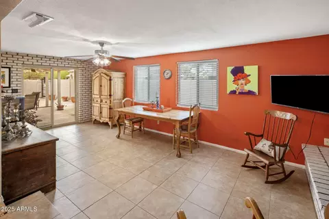 Dining - 901 E Hearn Rd, Phoenix, AZ 85022 photo 1 of 1