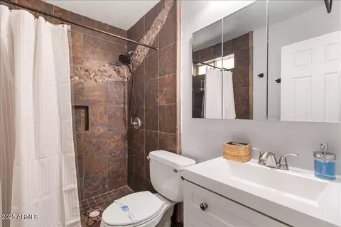 Bath - 4645 E Covina St, Mesa, AZ 85205 photo 1 of 2