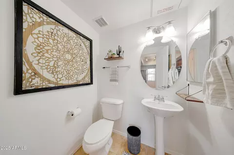 Bath - 2402 E 5th St #1520, Tempe, AZ 85281 photo 1 of 3