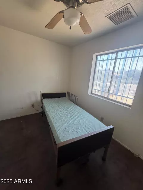 Bedroom - 1014 E Romley Ave, Phoenix, AZ 85040 photo 2 of 2