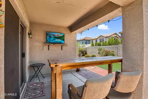 Exterior - 1314 S Bridgegate Dr, Gilbert, AZ 85296 photo 8 of 8