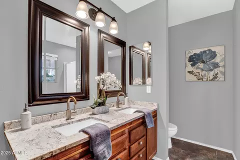 Bath - 1314 S Bridgegate Dr, Gilbert, AZ 85296 photo 1 of 4