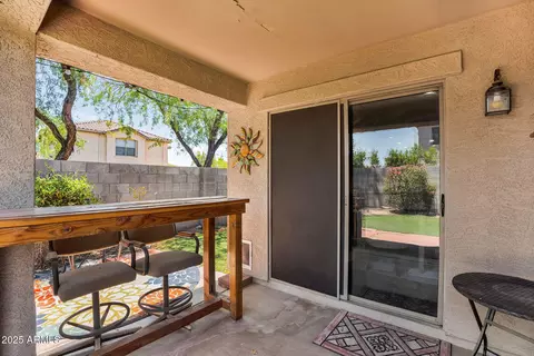 Exterior - 1314 S Bridgegate Dr, Gilbert, AZ 85296 photo 7 of 8