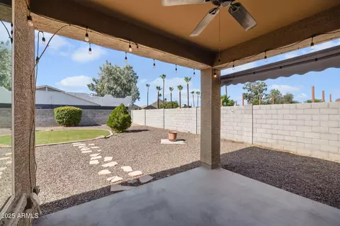 Exterior - 2119 E Phelps Rd, Phoenix, AZ 85022 photo 1 of 7