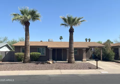 1018 W Helena Dr, Phoenix, AZ 85023