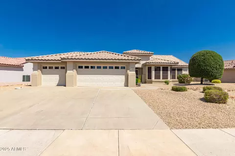 16066 W Sandia Park Dr, Surprise, AZ 85374