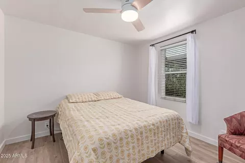 Bedroom - 844 E Townley Ave, Phoenix, AZ 85020 photo 1 of 3