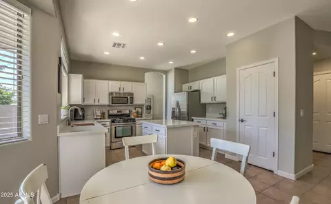1697 E Linda Ln, Gilbert, AZ 85234 photo 12