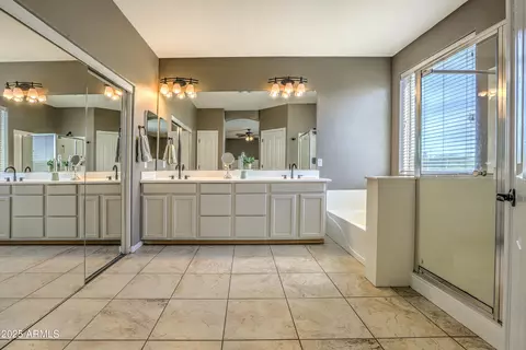 1697 E Linda Ln, Gilbert, AZ 85234 photo 18