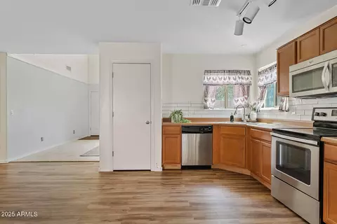 2286 E Mohave Ln, Apache Junction, AZ 85119 photo 11