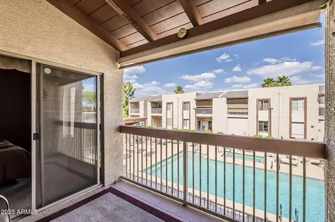 205 N 74th St #227, Mesa, AZ 85207