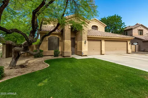 1268 N Pine St, Gilbert, AZ 85233 photo 2