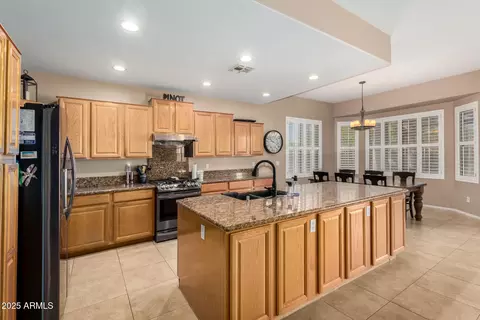 1268 N Pine St, Gilbert, AZ 85233 photo 9