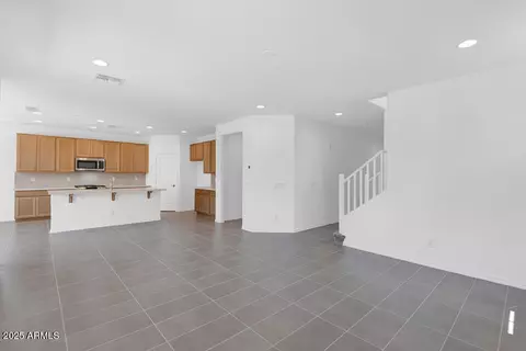 Living - 10860 E Tiburon Ave, Mesa, AZ 85212 photo 3 of 3