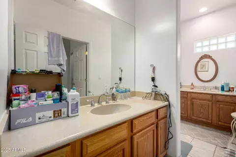 Bath - 8828 S 16th St, Phoenix, AZ 85042 photo 4 of 4