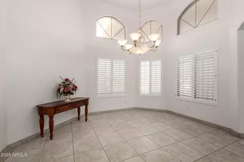 Dining - 8828 S 16th St, Phoenix, AZ 85042 photo 1 of 2