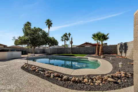 Exterior - 156 E Jasmine St, Mesa, AZ 85201 photo 6 of 6