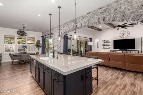 3990 E Iris Dr, Chandler, AZ 85286 photo 15