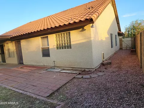 Exterior - 4534 E Villa Maria Dr, Phoenix, AZ 85032 photo 7 of 10