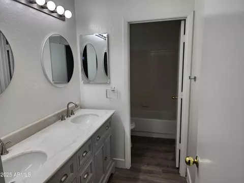 Bath - 4534 E Villa Maria Dr, Phoenix, AZ 85032 photo 5 of 5