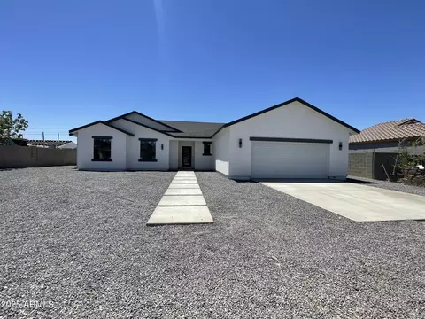 5499 E Red Bird Ln, San Tan Valley, AZ 85140