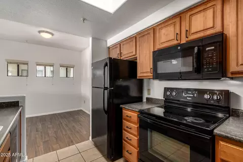 Kitchen - 3434 E Baseline Rd #216, Phoenix, AZ 85042 photo 4 of 4
