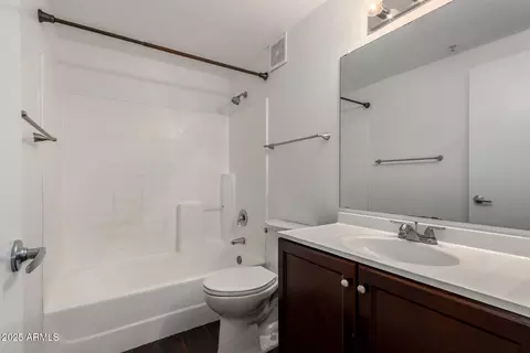 Bath - 3434 E Baseline Rd #216, Phoenix, AZ 85042 photo 1 of 3