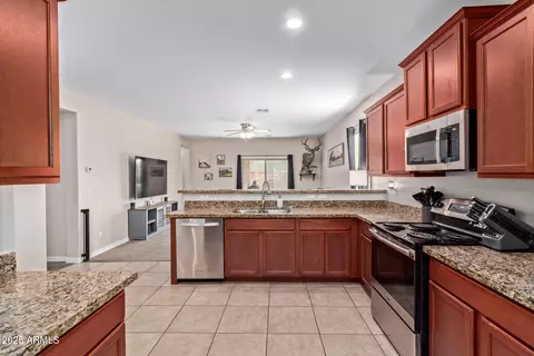 25447 W Heathermoor Dr, Buckeye, AZ 85326