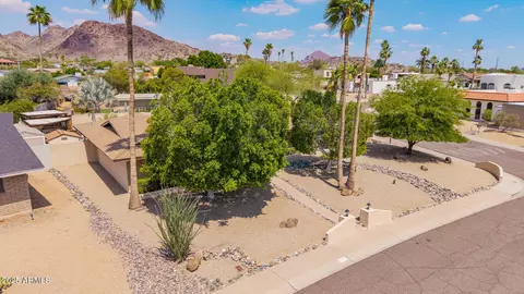 2234 E Lawrence Rd, Phoenix, AZ 85016 photo 6