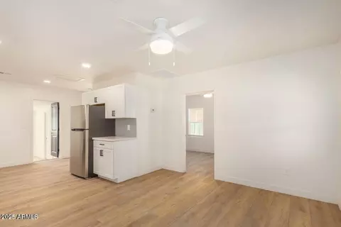 807 E Fairmount Ave, Phoenix, AZ 85014 photo 5