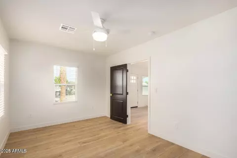 807 E Fairmount Ave, Phoenix, AZ 85014 photo 8