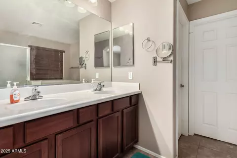 Bath - 2748 E Dennisport Ave, Gilbert, AZ 85295 photo 1 of 3