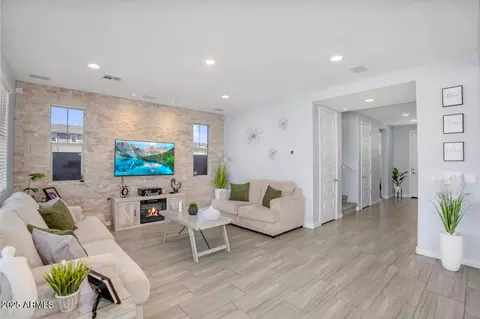 Other - 2484 E Pelican Dr, Gilbert, AZ 85297 photo 2 of 12