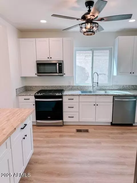 Kitchen - 914 E 8th St, Douglas, AZ 85607 photo 3 of 4
