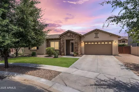 6299 S Roanoke St, Gilbert, AZ 85298