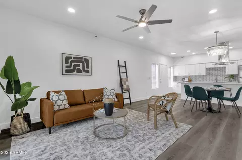 8020 E Thomas Rd #313, Scottsdale, AZ 85251