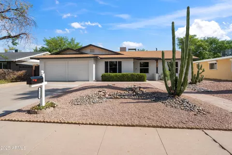 1713 W Royal Palm Rd, Phoenix, AZ 85021