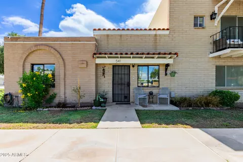 541 N Lesueur St, Mesa, AZ 85203