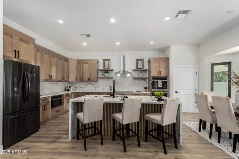 Kitchen - 434 S Jared Dr, Gilbert, AZ 85296 photo 4 of 4