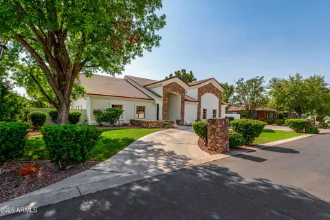 434 S Jared Dr, Gilbert, AZ 85296