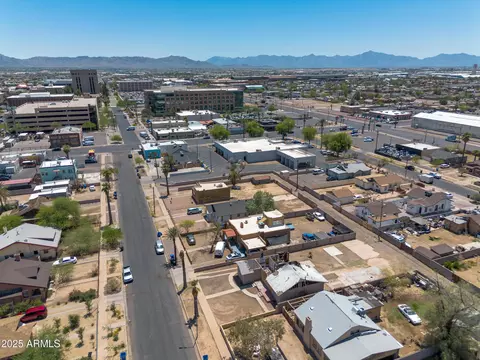 330 N 18th Ave #FRNT, Phoenix, AZ 85007 photo 15