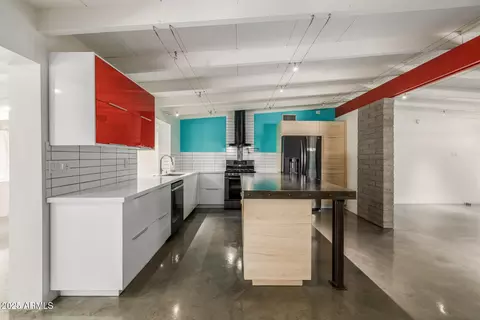 Kitchen - 5739 N 11th St, Phoenix, AZ 85014 photo 2 of 4