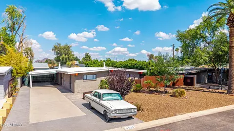 Exterior - 5739 N 11th St, Phoenix, AZ 85014 photo 15 of 17