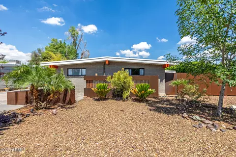 5739 N 11th St, Phoenix, AZ 85014
